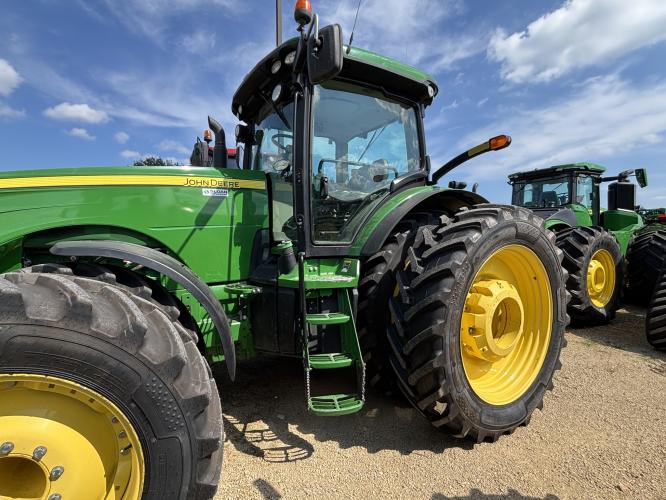 John Deere 8360R