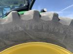 John Deere 8335R