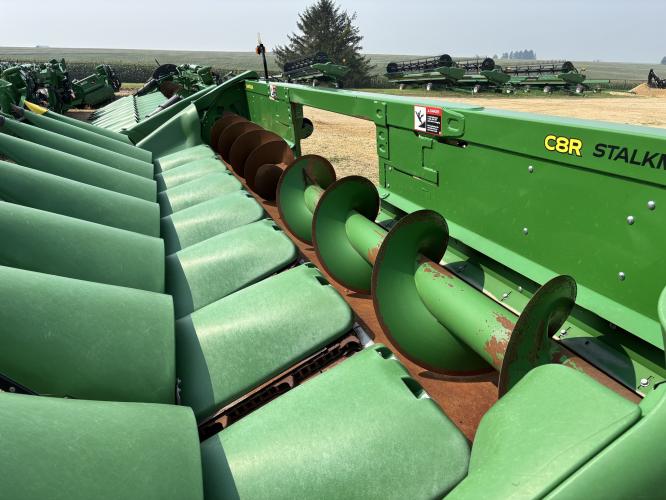 John Deere C8R