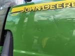 John Deere 8520