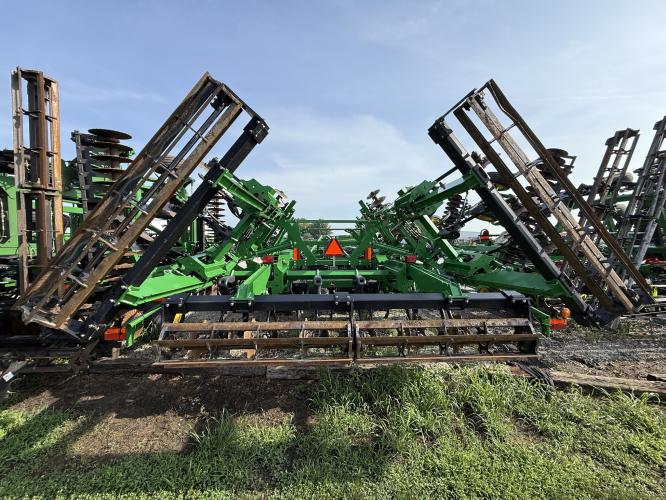 John Deere 2730