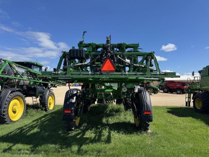 John Deere 412R