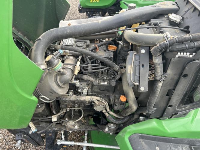 John Deere X754