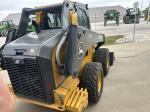 John Deere 330G