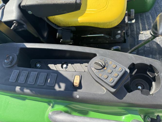 John Deere 4066R