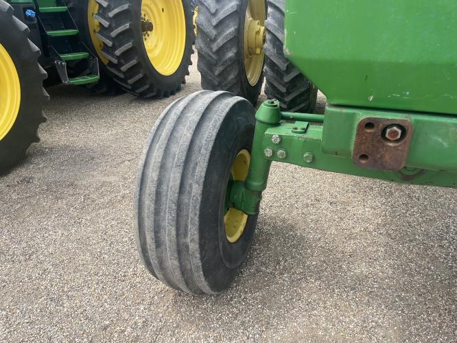 John Deere 4760