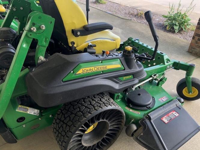 John Deere Z930R