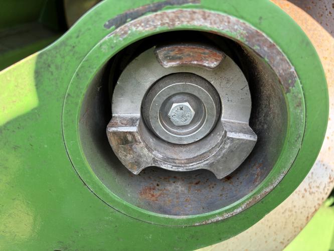 John Deere C12F