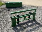 John Deere 3032E