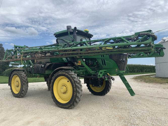 John Deere R4030