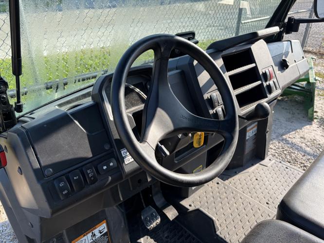 John Deere XUV835M