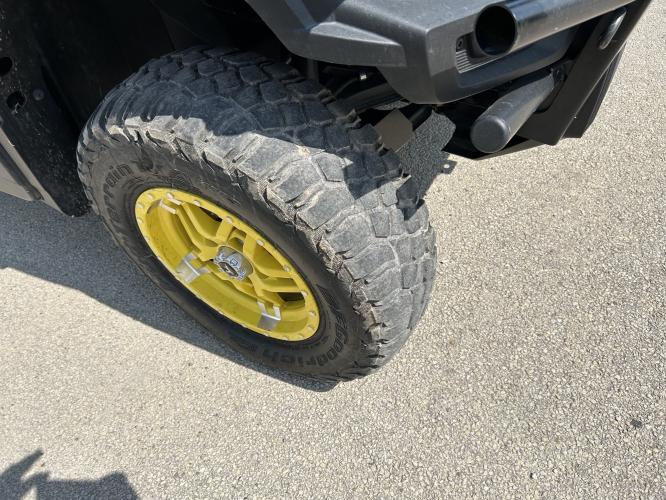 John Deere 835R