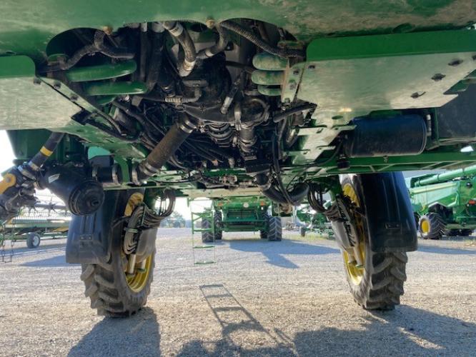 John Deere 412R