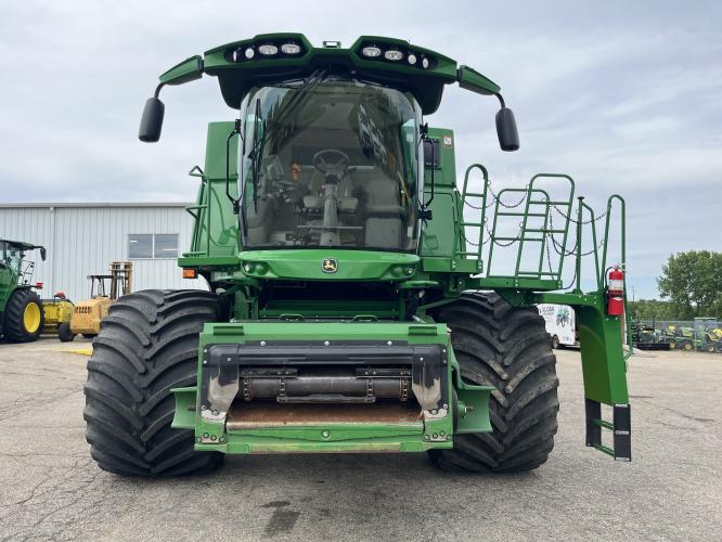 John Deere S780