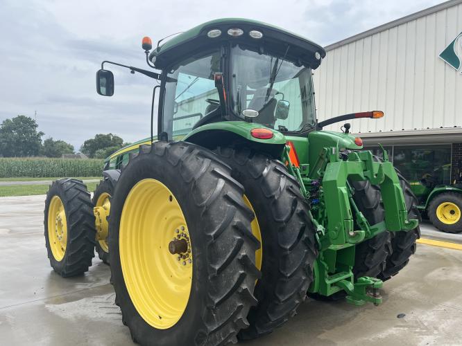 John Deere 8400R