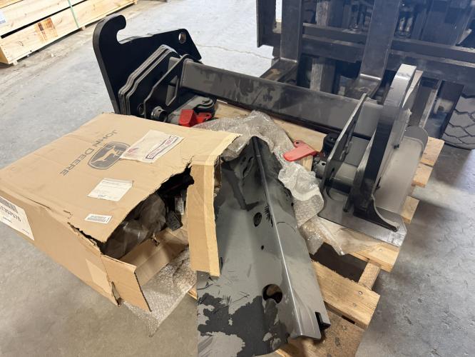 John Deere NEW AT357576