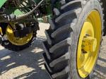 John Deere 412R