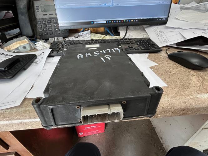 John Deere AA54719 wedge contrl