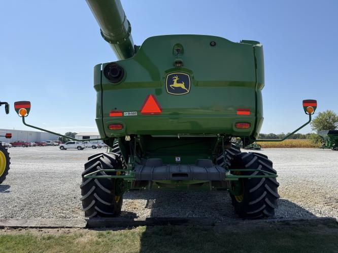 John Deere S790