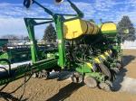 John Deere 1775NT