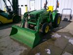 John Deere 3038E