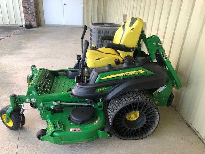 John Deere Z930R