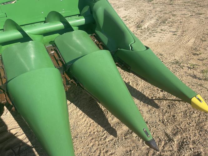 John Deere C8R