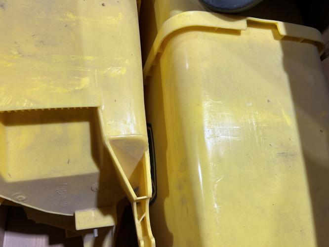 John Deere NEW BA28956 1.6 BU VAC HOPPER W/ LID
