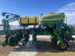 John Deere 1775NT