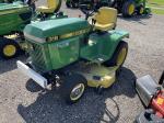 John Deere 318