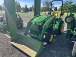 John Deere 3033R