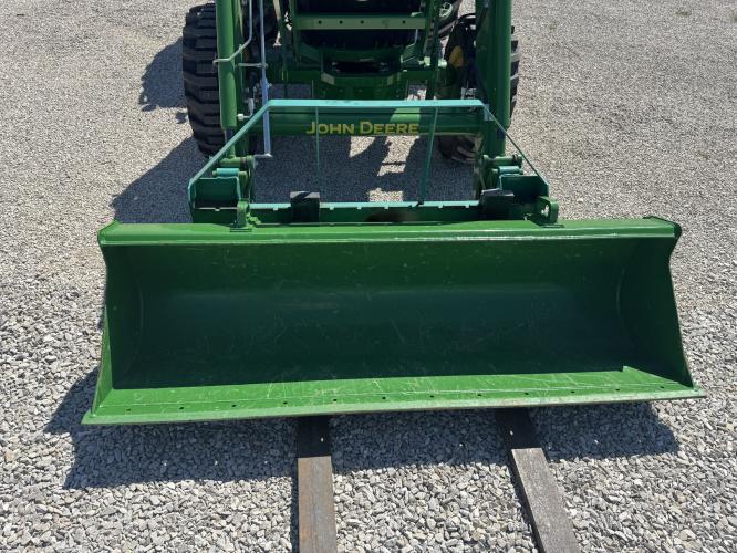 John Deere 4066R