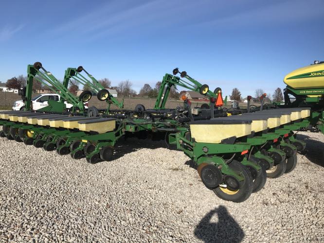 John Deere 1770
