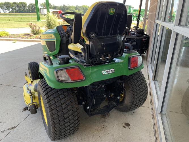 John Deere X730