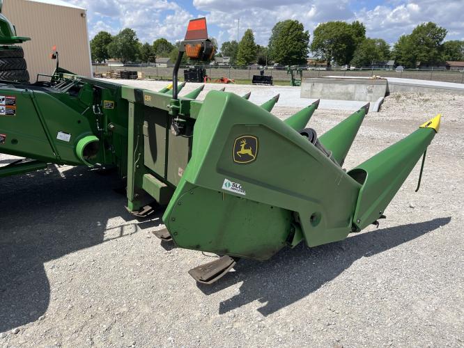 John Deere C8R