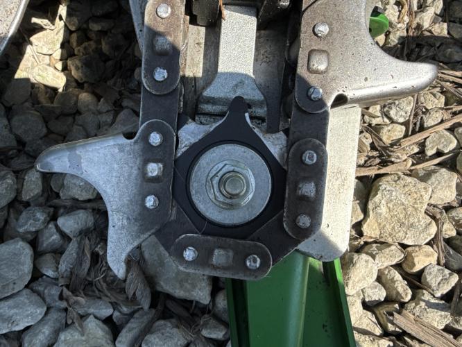 John Deere C12F