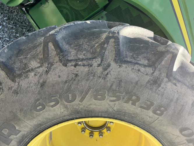 John Deere S680
