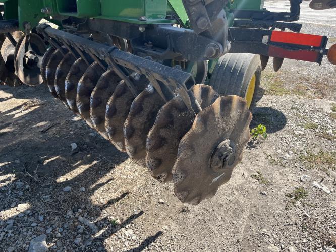 John Deere 2623VT