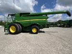 John Deere S770