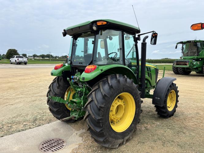 John Deere 5100E