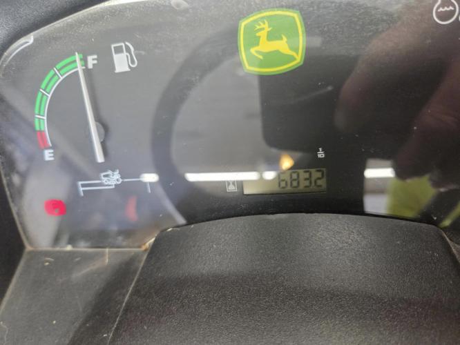 John Deere X728