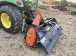 John Deere 3046R