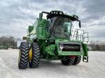 John Deere S7 700