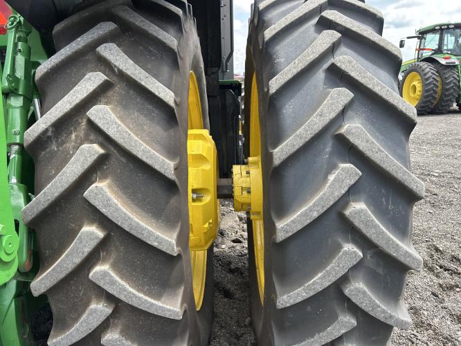 John Deere 8R 410