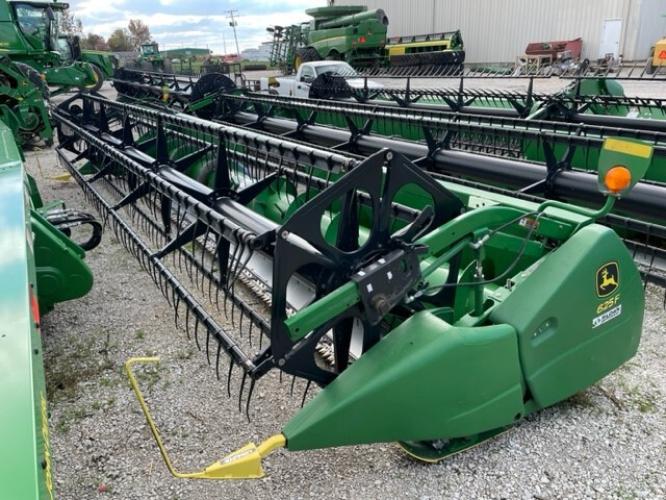 John Deere 625F