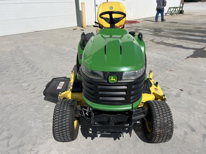 John Deere X730