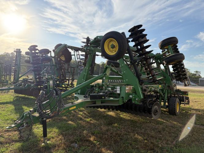 John Deere 2660VT