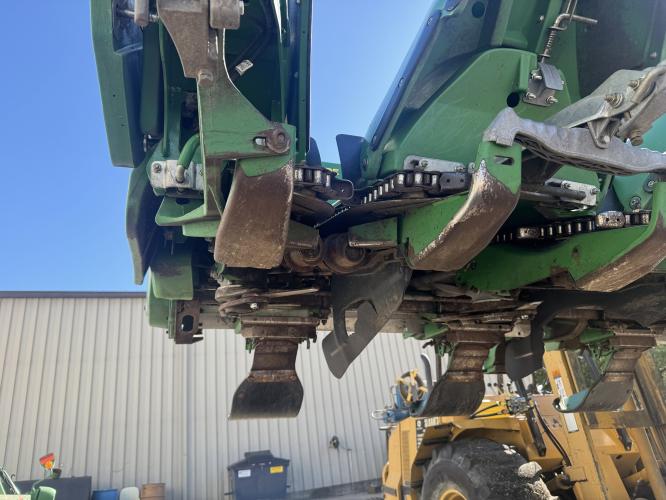 John Deere C8R