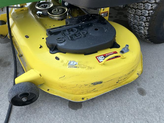 John Deere Z445