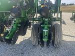 John Deere 1775NT